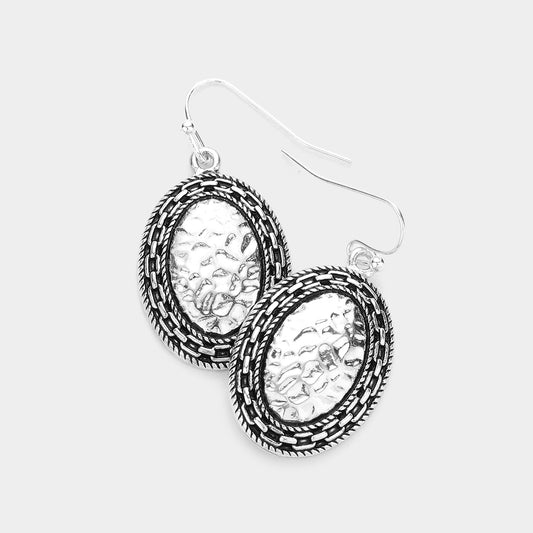 Antique Silver Chain Detailed Metal Oval Dangle Earrings