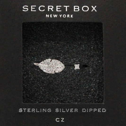 SECRET BOX   Sterling Silver Dipped CZ Leaf Ring